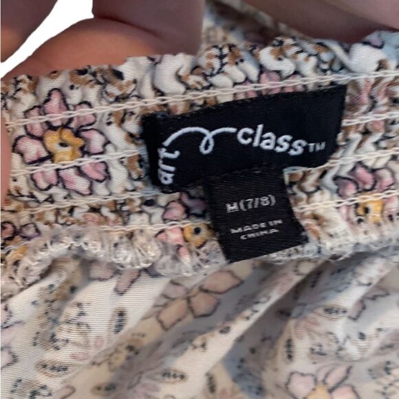 Art Class- Off the Shoulder Top Size Medium (7/8) - Picture 3 of 3